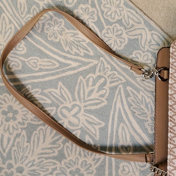 Nine West taupe and cream cross body satchel bag carried once - Picture 3 of 12